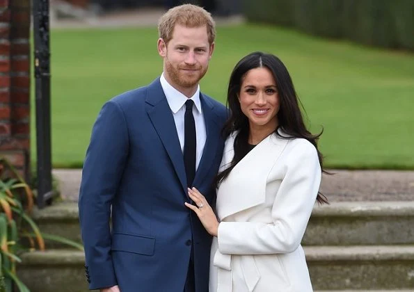 Prince Harry and Ms. Meghan Markle got engaged in early November. Meghan Markle' white coat and beige pumps