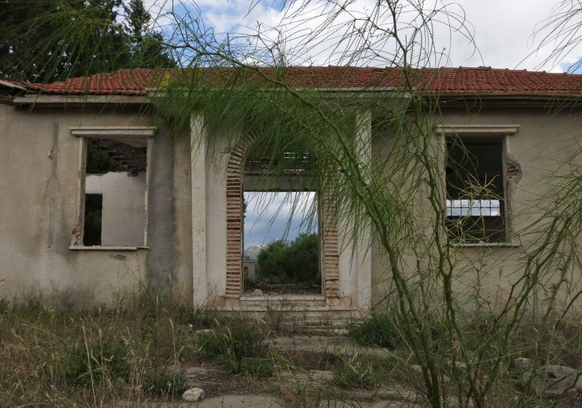 Заброшенная турецкая деревня Вреча на Кипре