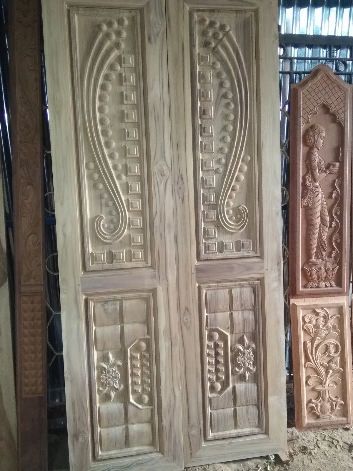 Sri Laxmi Cnc Wood Carving Double Door