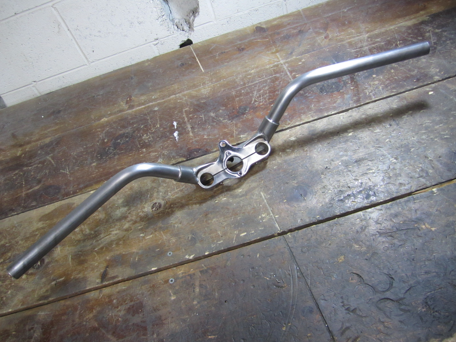 FRONT ST CYCLE Simple inline springer bars