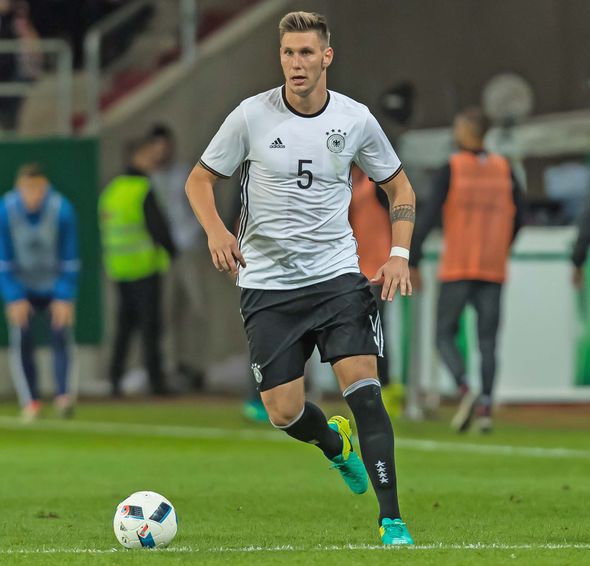 Niklas Sule Wiki Biodata Affairs Girlfriends Wife Profile Family Movies All Sports Wiki Profiles Affairs Other Latest Updates Players9