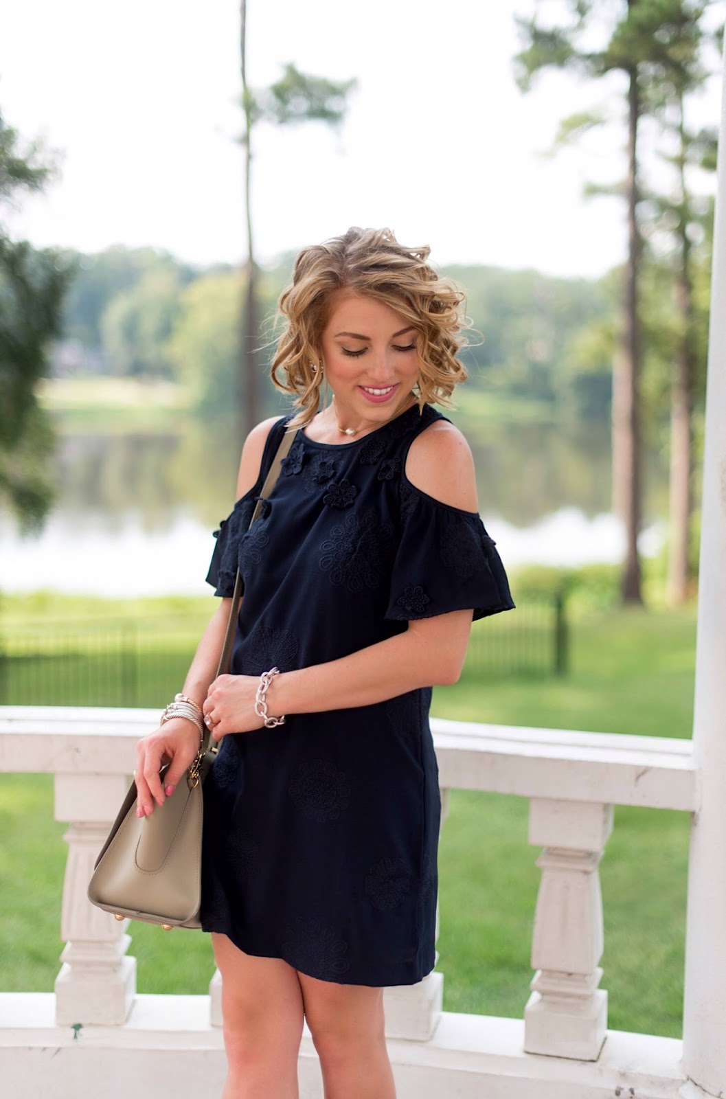 Navy Dress - Click through to see the full styling on Something Delightful Blog!