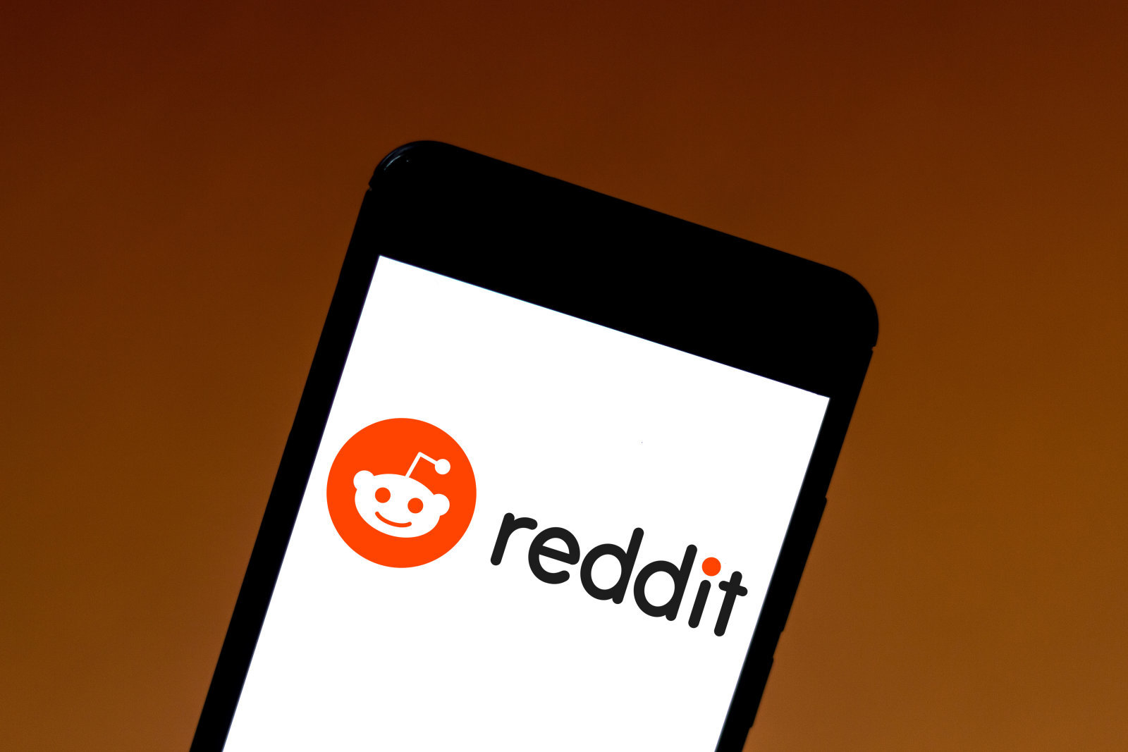 Reddit is rolling out its new interface which is almost as similar as