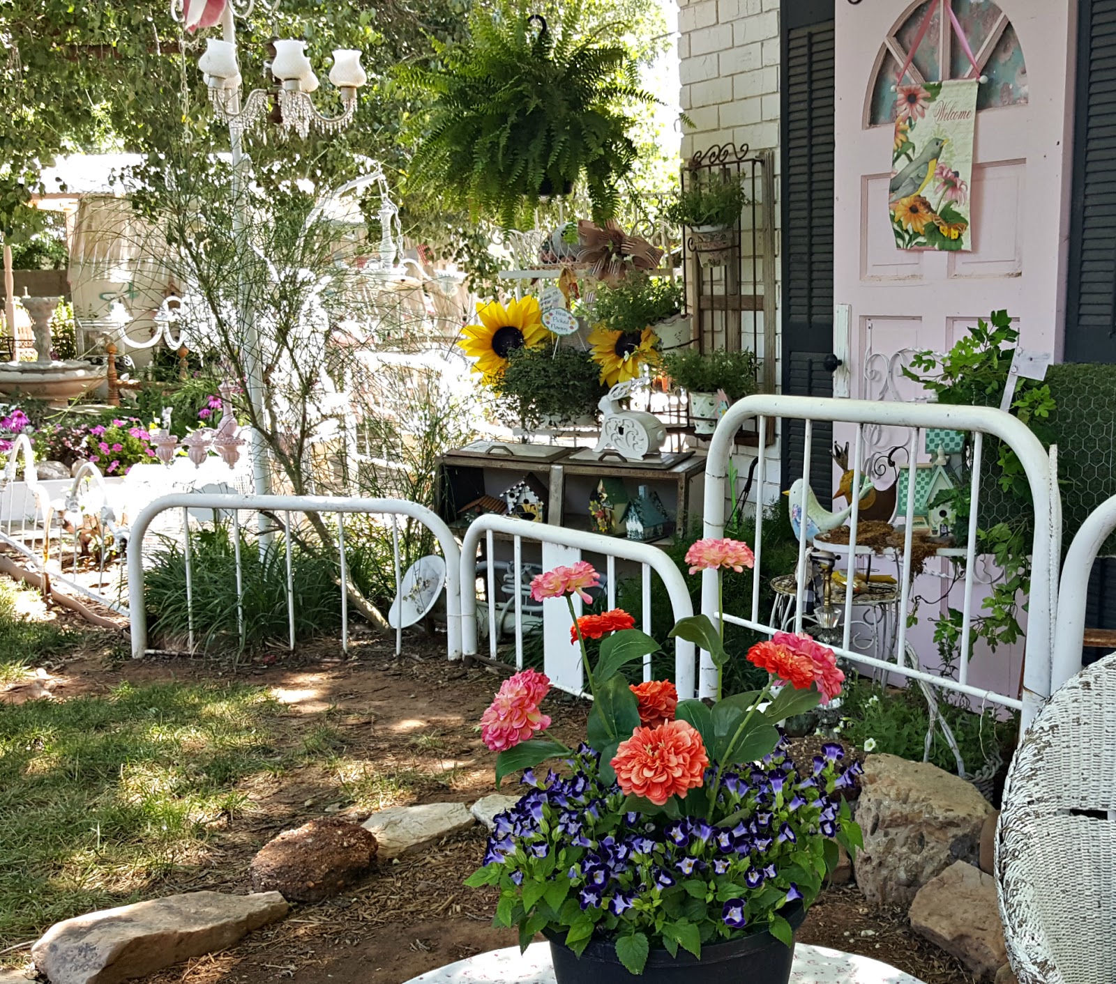 Penny's Vintage Home Bathtub Duck Pond