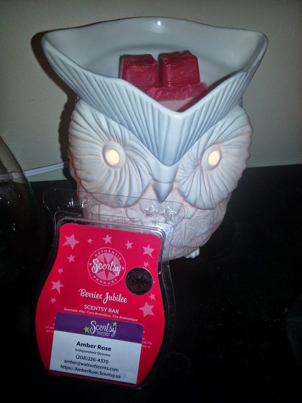 Scentsy June Scent of the Month Berries Jubilee Momma4Life