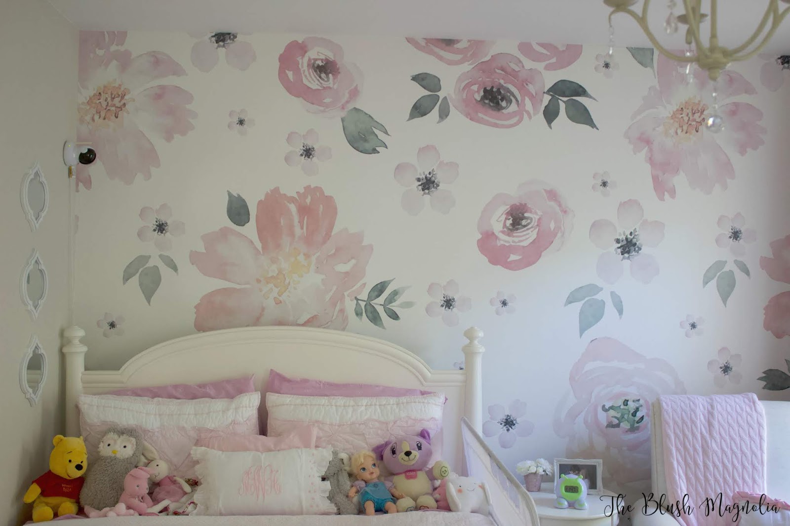 One Room Challenge Week 4 Floral Accent Wall The Blush