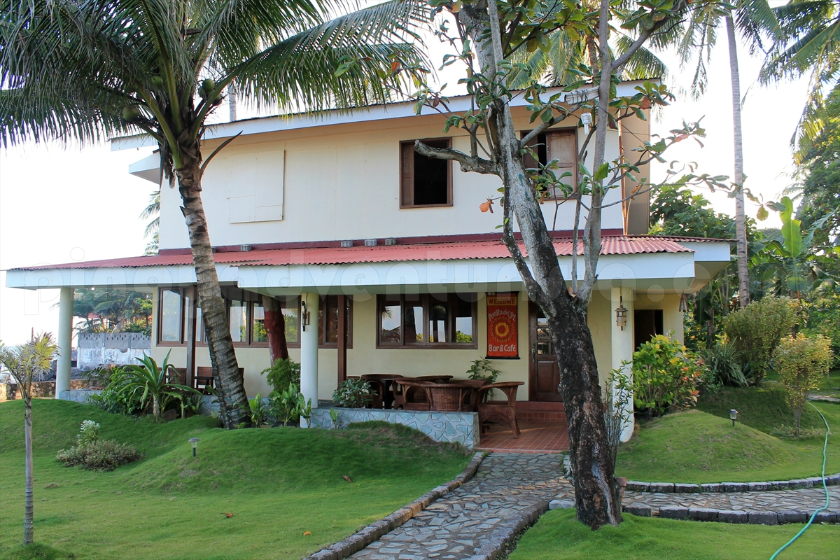 WHERE TO STAY IN CAMIGUIN Puesta del Sol Beach Bungalows, a Seaside