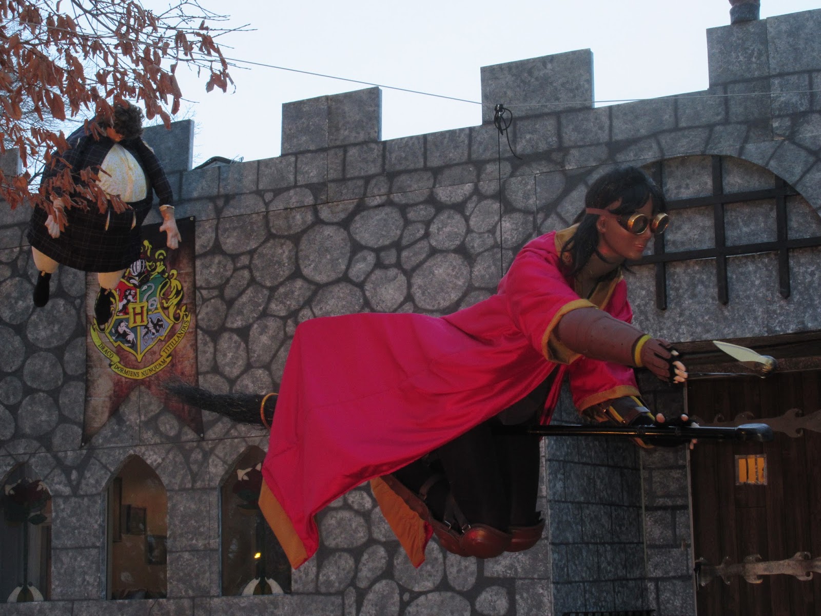 Saskatoon Halloween House Saskatoon's original yard display