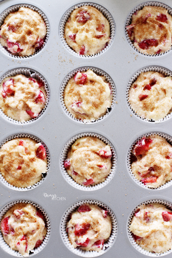 ÇİLEKLİ PAMUK MUFFIN Damy's Kitchen