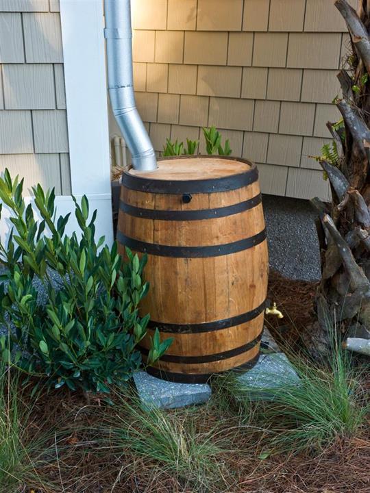 18 Creative Ways to Reuse Old Wine Barrels Do it yourself ideas and