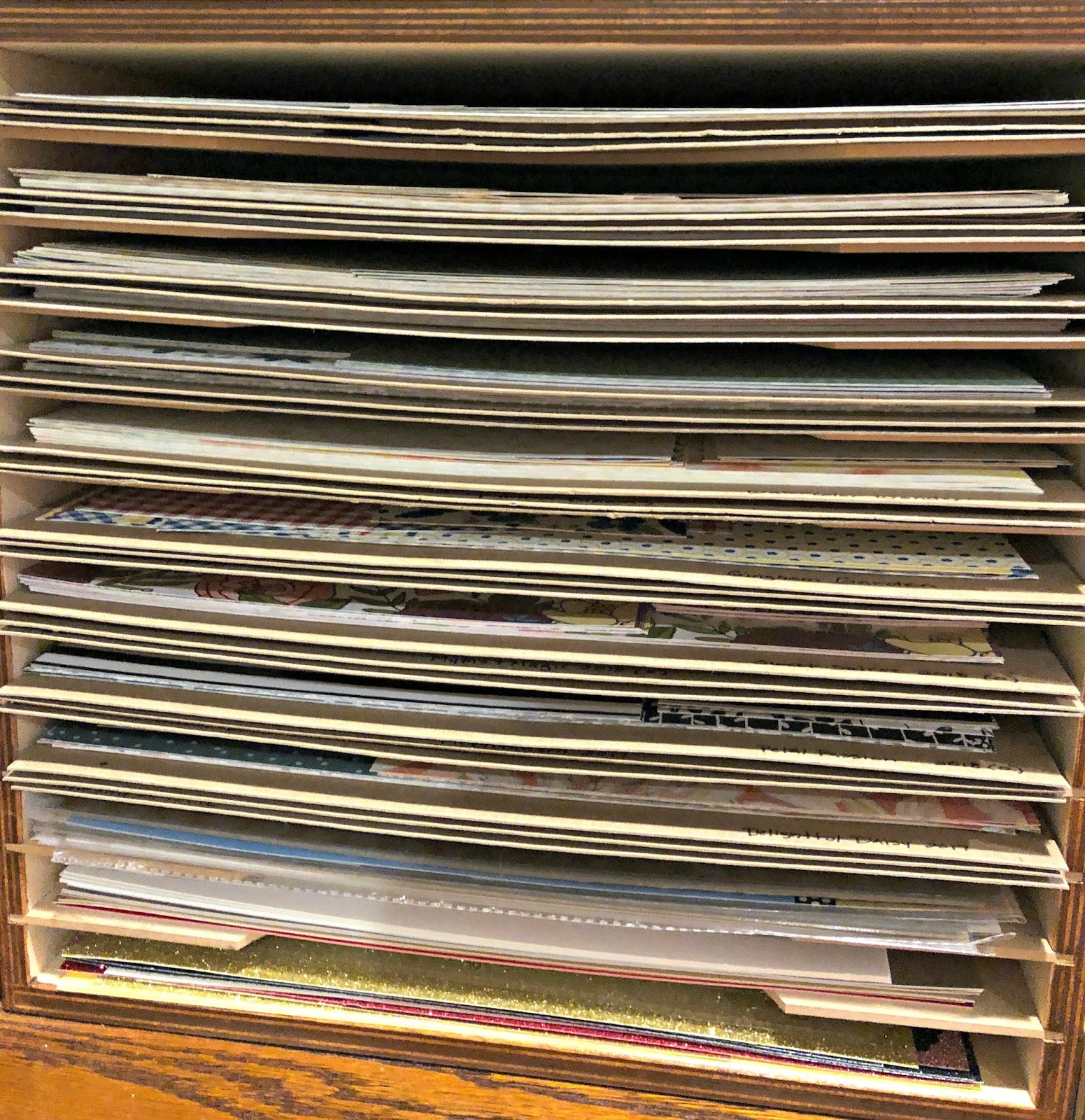 Spectrum Ink: Organizing Your Patterned Paper