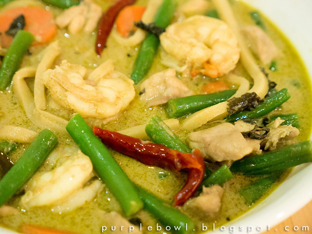 Purple bowl Easy green curry recipe