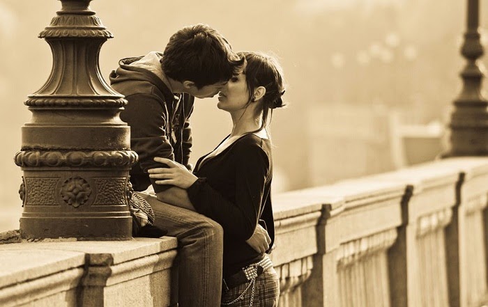 Love Kissing Couple Photo