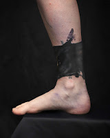 braclet cheville tatouage, tatouage metamose, olivier poinsignon, gus, collaboration