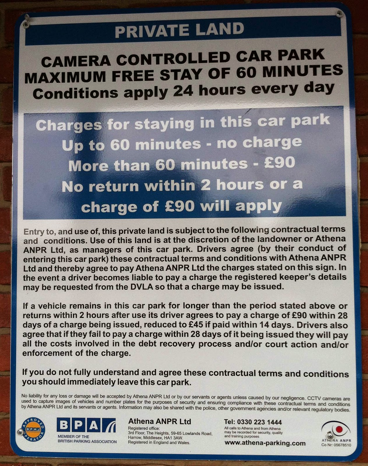 Parking Prankster Lidl charge customers for Lidl's own tardiness