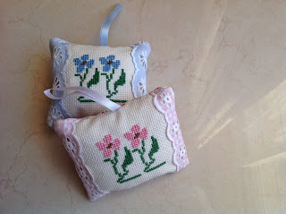 cross stitch scented pillows, easy homemade gifts