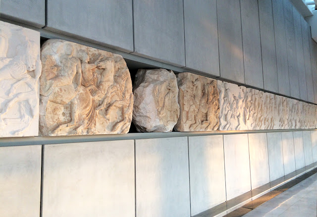 Sunday Times : “The Acropolis Museum is perfectly capable of housing the original Parthenon Sculptures”