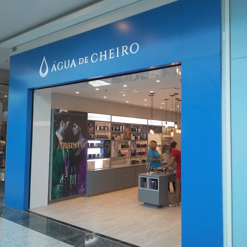 Água de Cheiro inaugura novo conceito de loja Água de Cheiro inaugura novo conceito de loja