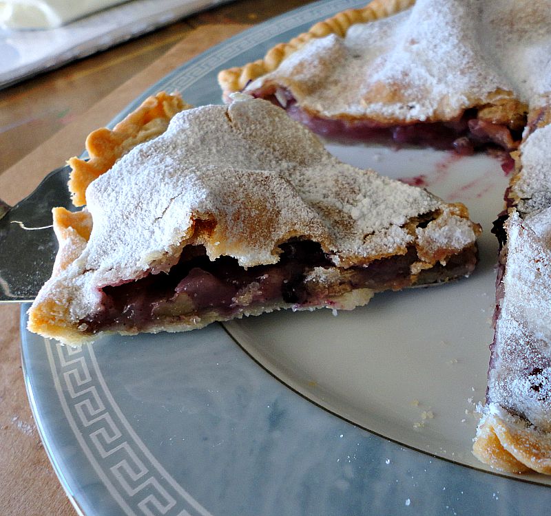 rustic apple and blueberry pie bonheur cuisine