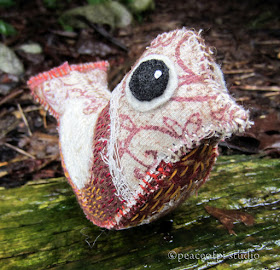 peaceofpi studio: Soft Fabric Bird