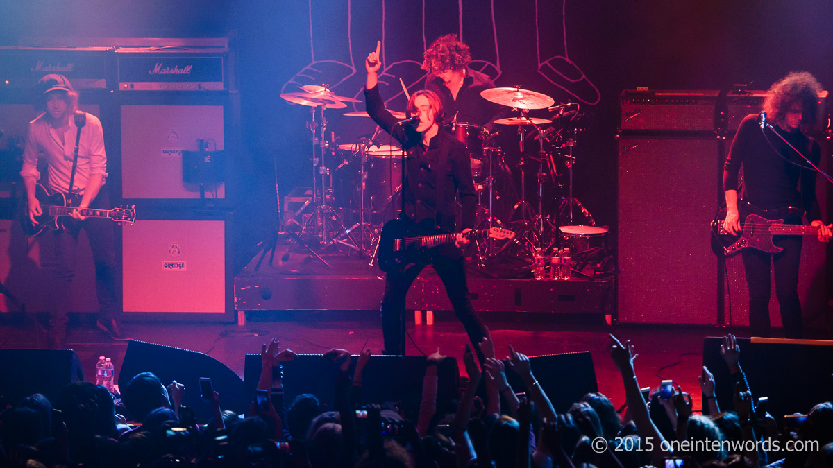 one in ten words Catfish and The Bottlemen at The Phoenix Concert