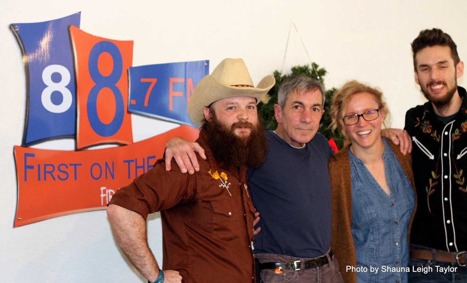Ted Currie; Antique Head A Radio Studio Performance at Hunters Bay Radio