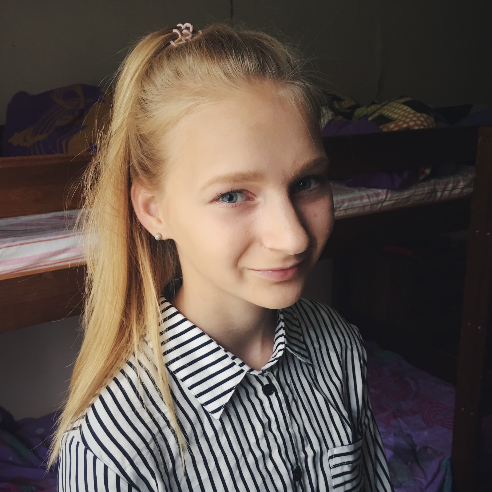 Lilli-Ly: HEY!