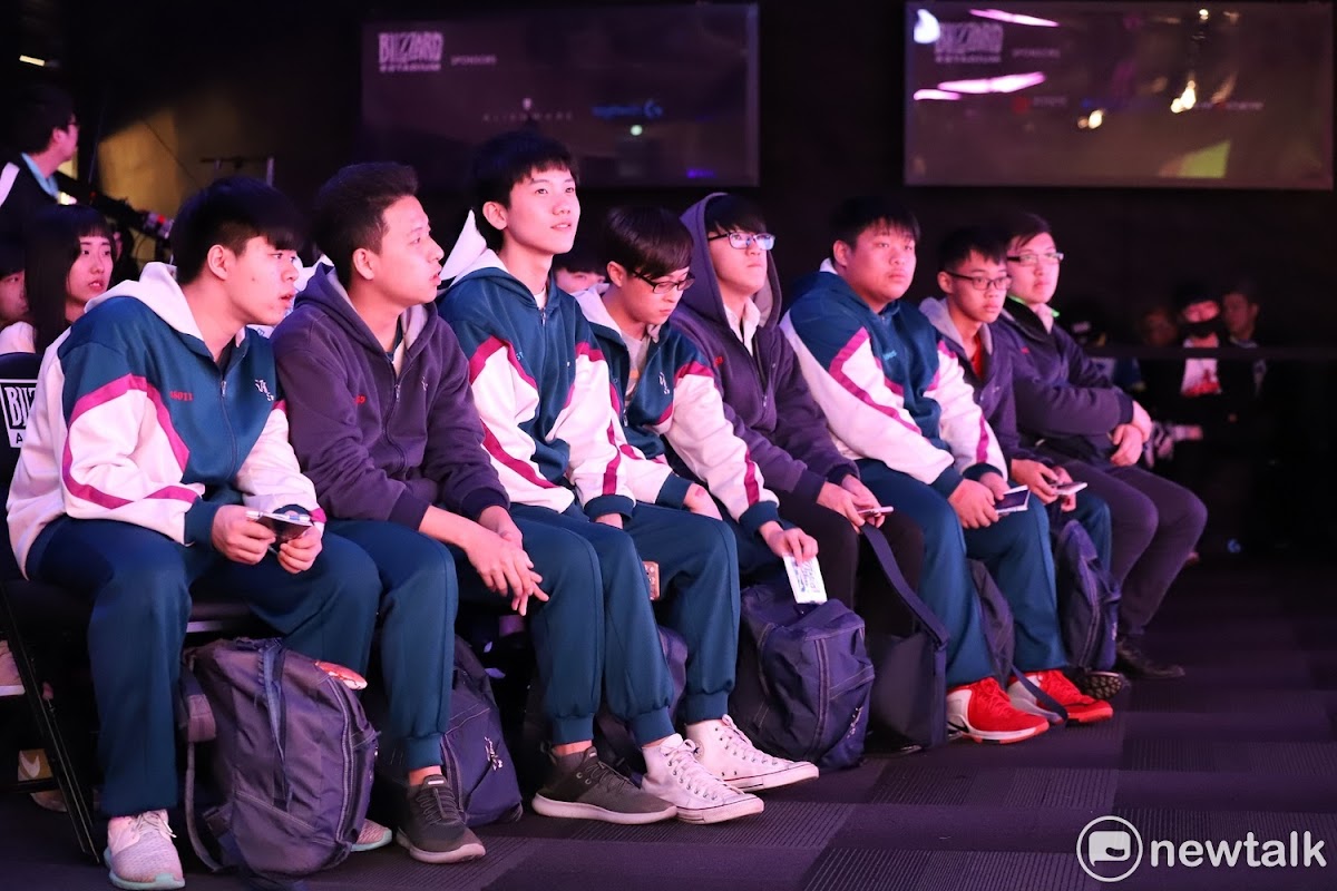 《鬥陣特攻》太平洋職業競技賽(Overwatch Contenders Pacific，簡稱 OWCP) 第一季今 （22）日在台北暴雪電競館熱情開打，TLN旗下的全韓員隊伍相當神秘。