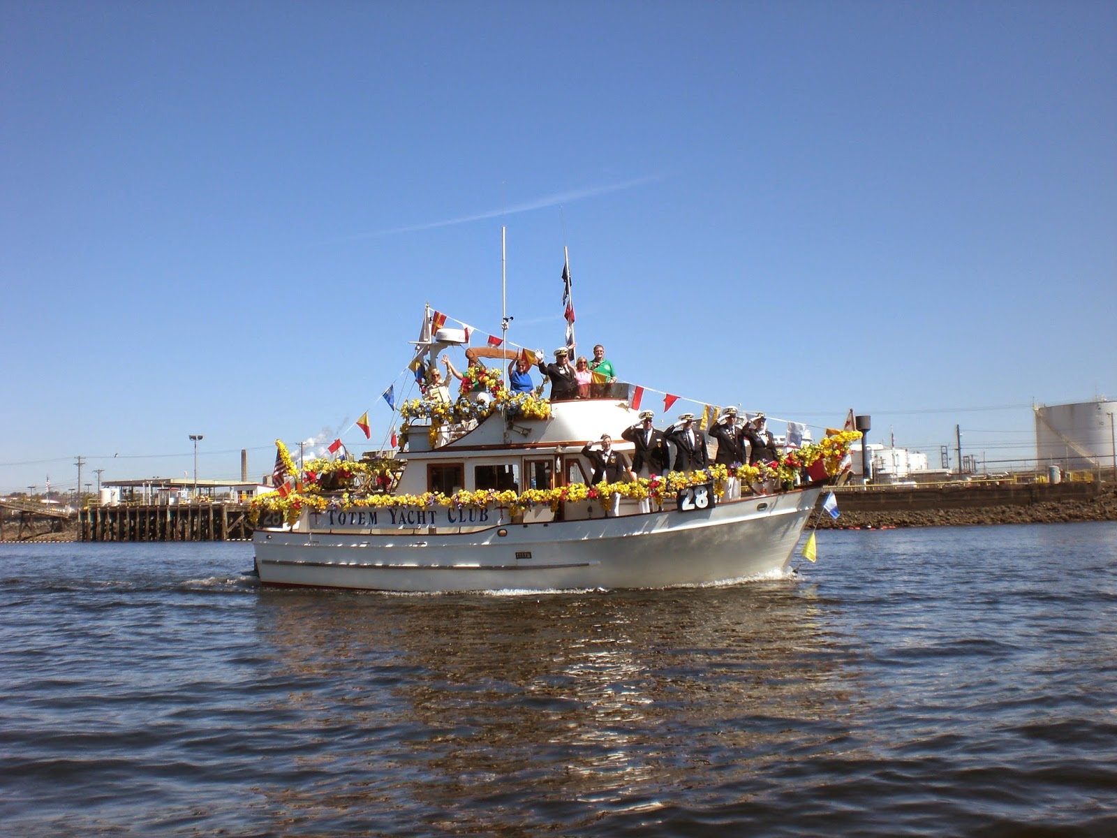 The Adventures of Shatoosh and Pashmina The Daffodil Yacht Parade