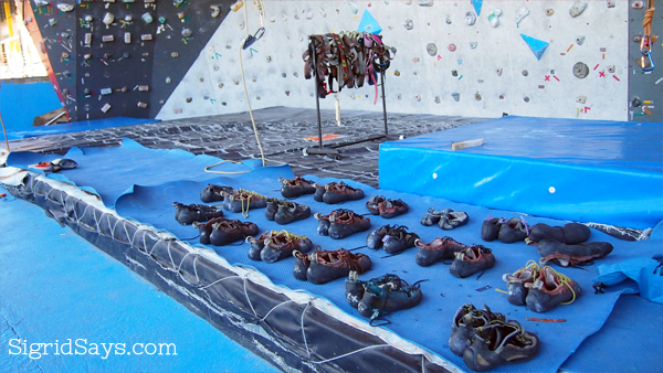 climbing shoes for rent