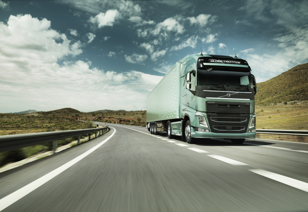 Volvo Trucks VNR Electric