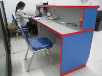 Meja Kasir Front Desk Kantor Kawasan Pergudangan