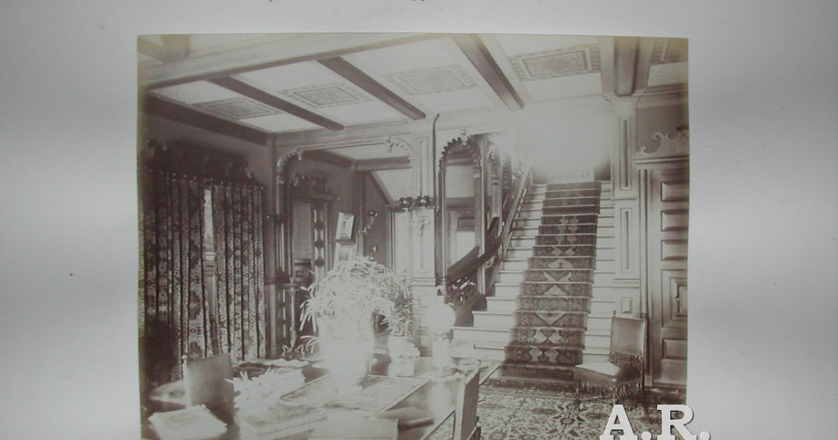 Vestibule of the J. H. White residence, Fisher Hill, Brookline