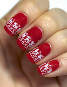 Beauty Bloggers Holiday Collaboration: Ugly Christmas Sweater Manicure ...