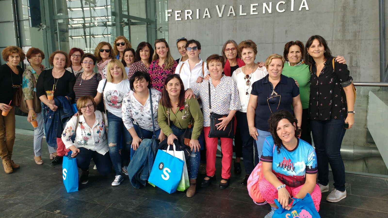 CENTRO DE LA MUJER QUINTANAR DEL REY El Viernes 20 viajamos a Valencia