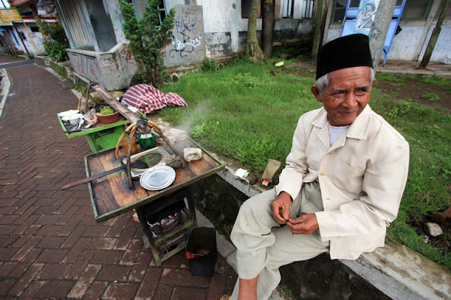 Banyak Anggapan Rezeki Itu Berupa Uang dan Harta, Ini Jenis Rezeki yang Allah Jamin Untuk Hambanya Banyak Anggapan Rezeki Itu Berupa Uang dan Harta, Ini Jenis Rezeki yang Allah Jamin Untuk Hambanya