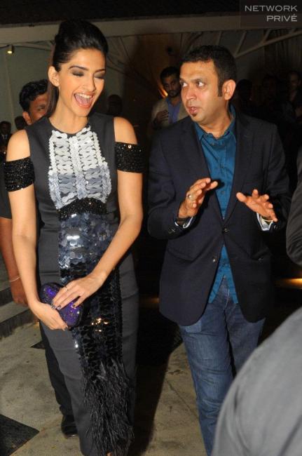 Sonam kapoor at maxim party - Sonam Kapoor at the Maxim anniversary party