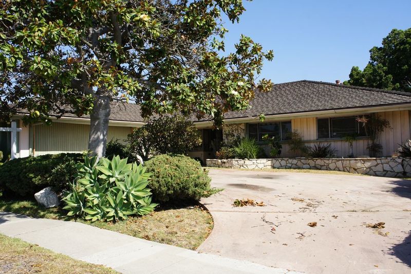 Bitterness Personified: Buy Ike and Tina Turner's Old House!