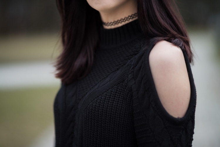 sweter%2Bcold%2Bshoulder%2BH%2526M.jpg