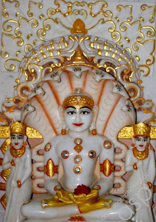 Jin Darshan : Shri Jirawala Parshwanath Bhagwan