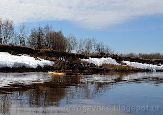 Разлив нефти на реке Колва. 2013 год. 