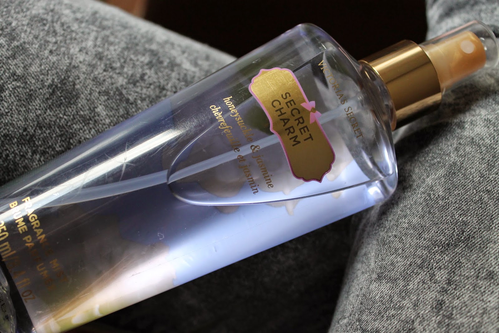 Victoria's Secret 'Secret Charm' body mist newyorkblossom