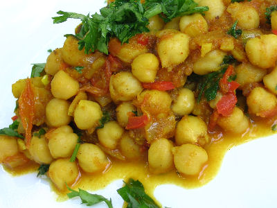 Spicy Indian Chickpeas (Chana Masala)