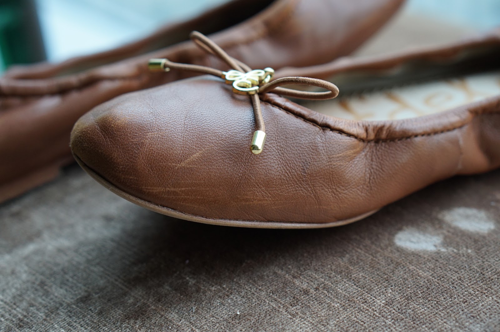 sam edelman felicia flat saddle