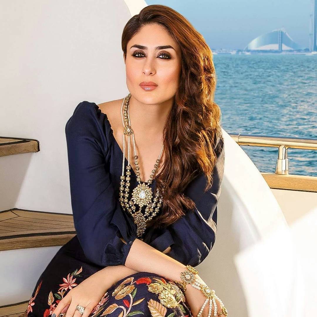 Lapercygo : Top 20 Kareena Kapoor Instagram Wallpapers