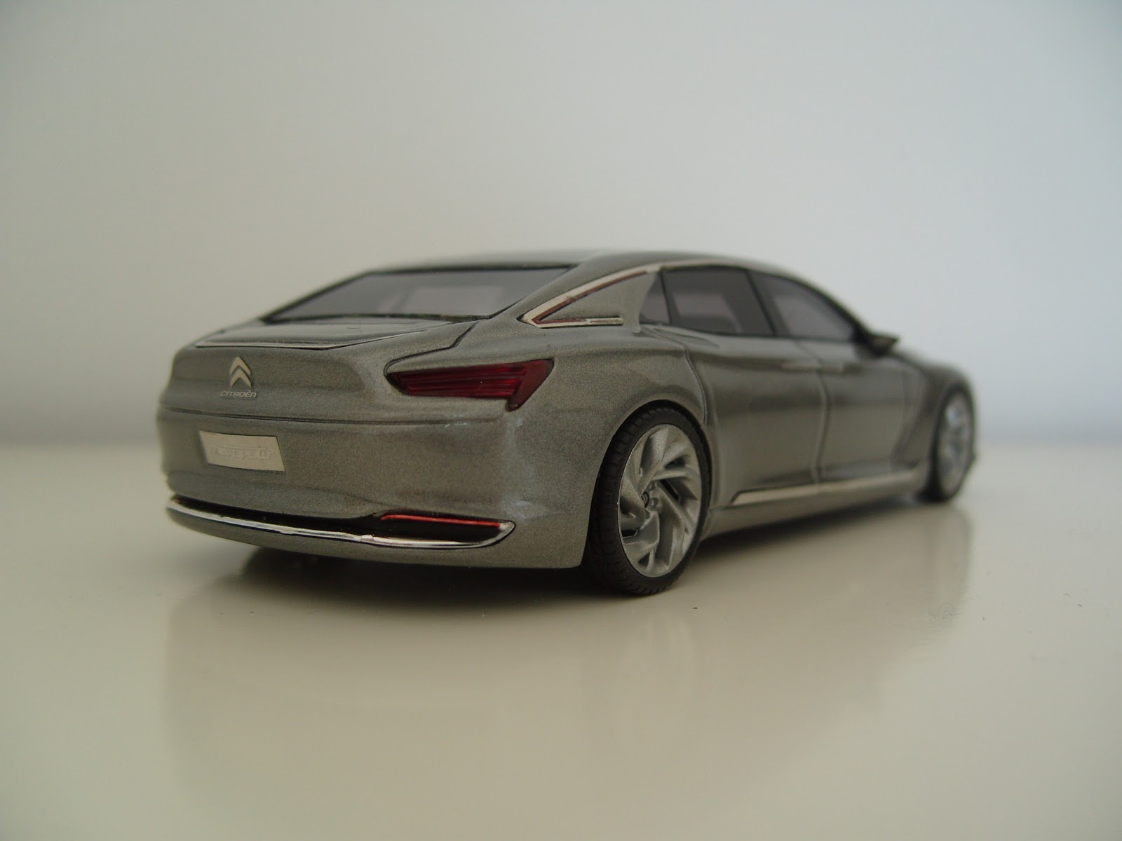 Citroen Metropolis Concept 2010