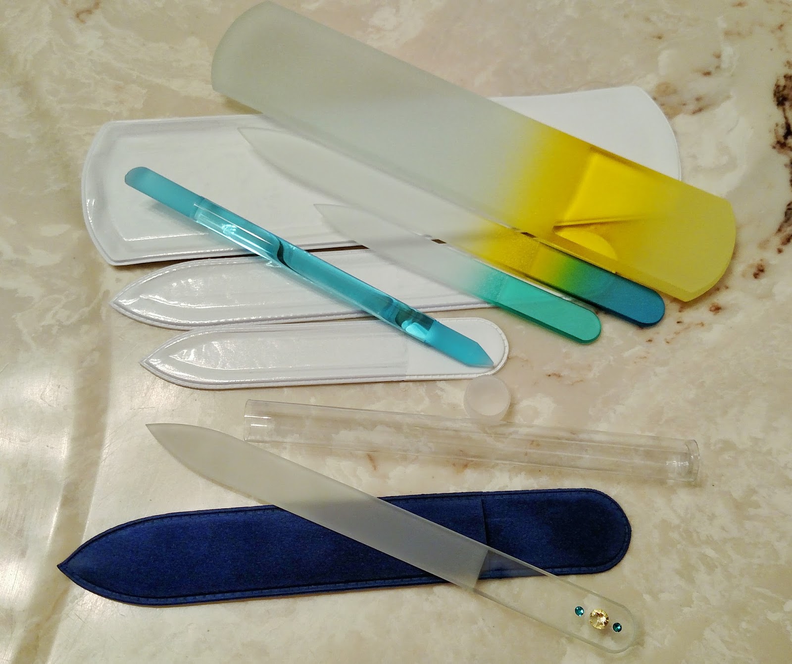 Aveniro Glass Nail Files The New Way to File