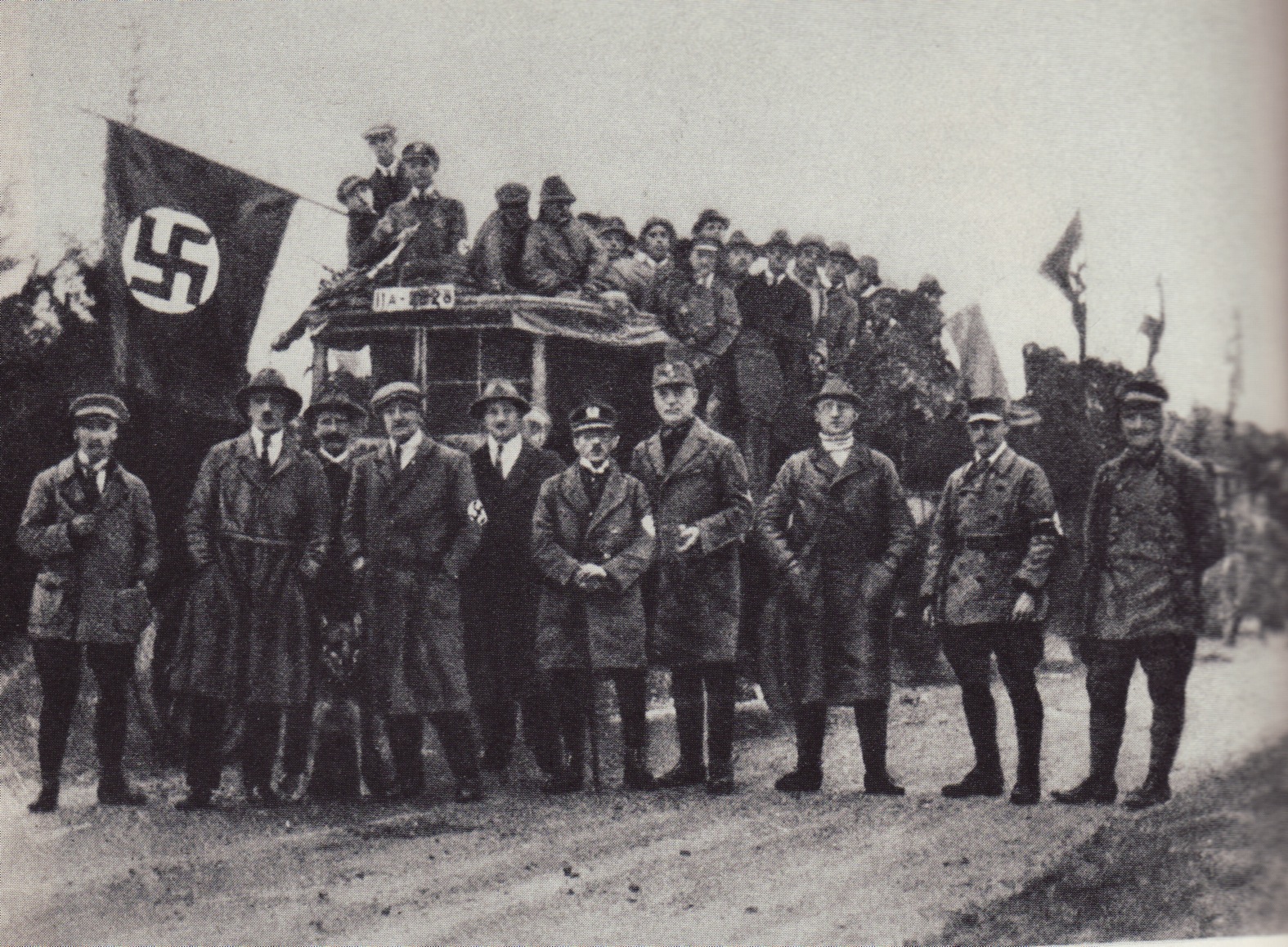Фашистские партии германии. НСДАП 1919. Фашистская партия Германии 1933. Немецкая рабочая партия 1919.