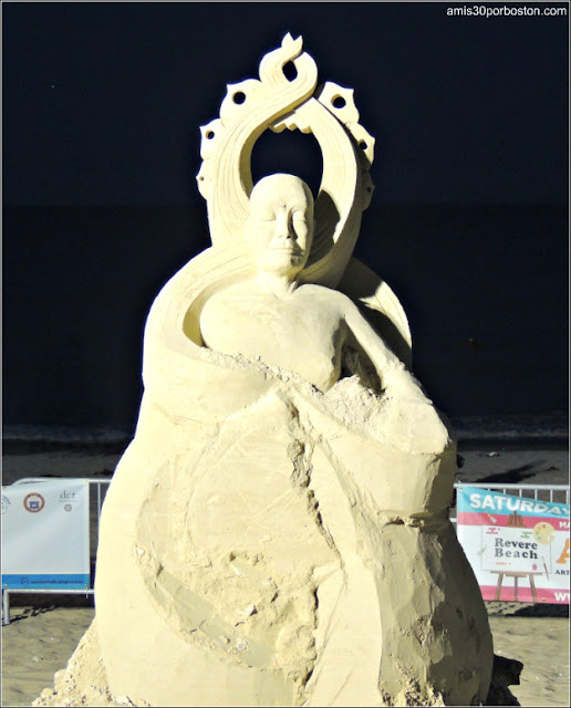 Esculturas de Arena de Revere Beach: Remembering Self de Morgan Rudluff