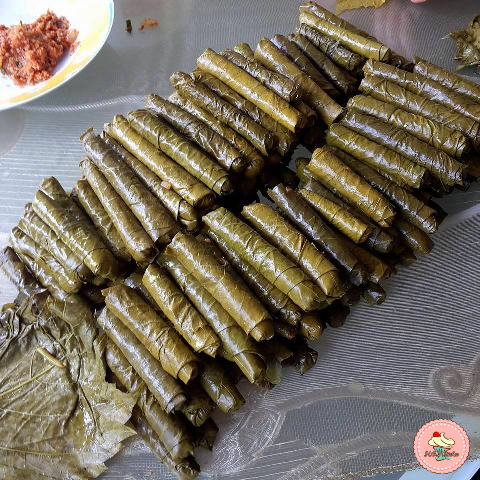 YAPRAK SARMASI ~ H.G.&rsquo;s Kitchen